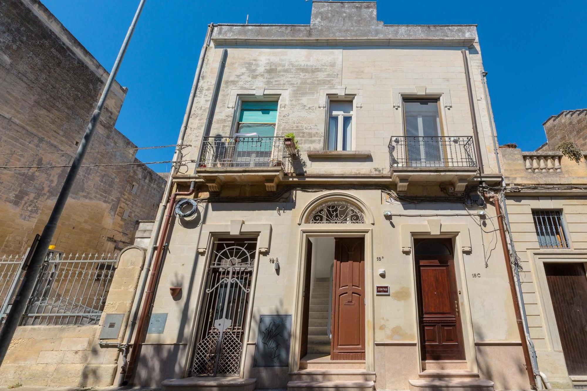 Mimi' Maison By Barbarhouse Lecce Exterior photo